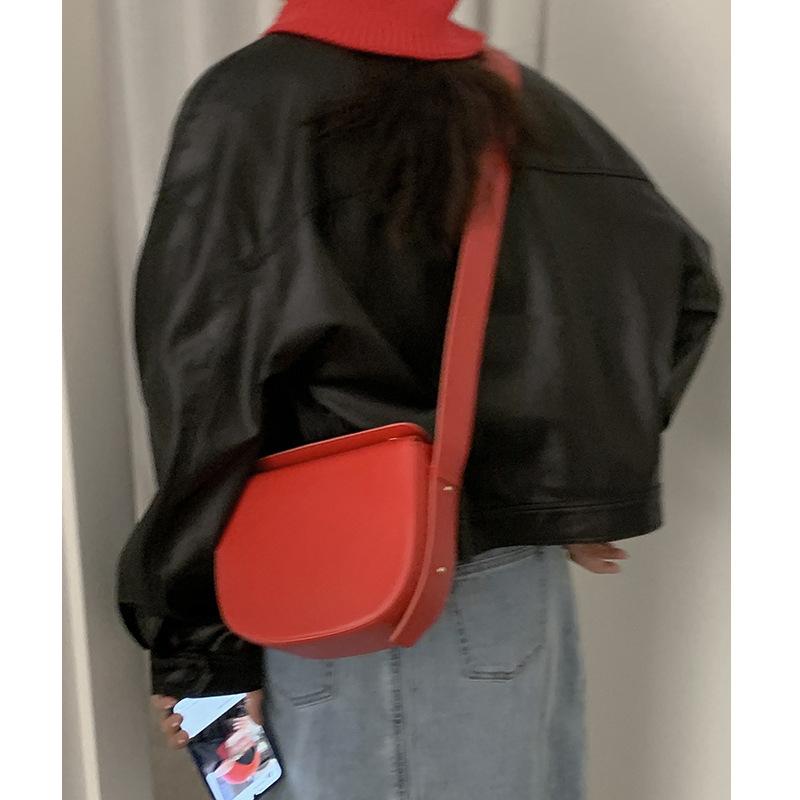 Red PU Bag Women's New Trendy Retro Saddle Bag Niche Versatile Ins One-shoulder Crossbody Bag Women