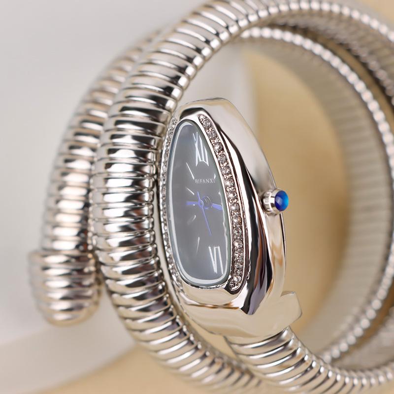 BIFANXI Ormformad Mode Armbandsklocka Kvarts - Europeisk & Amerikansk Stil