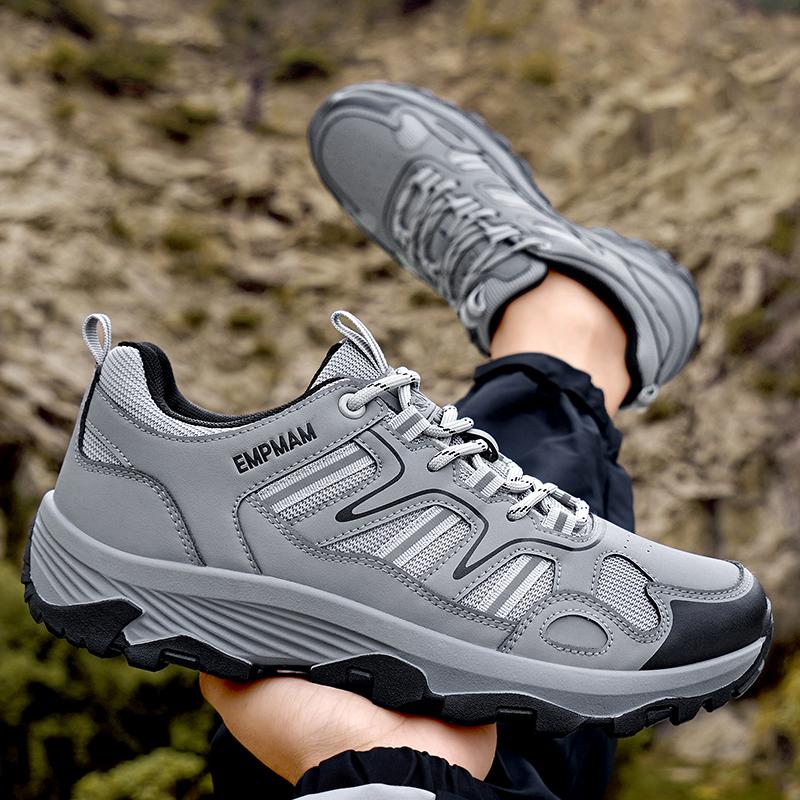 Outdoor Large Size Breathable Hiking Shoes for Couples Mesh Upper Wear Resistant Rubber Outsole Low Cut Synthetic Leather