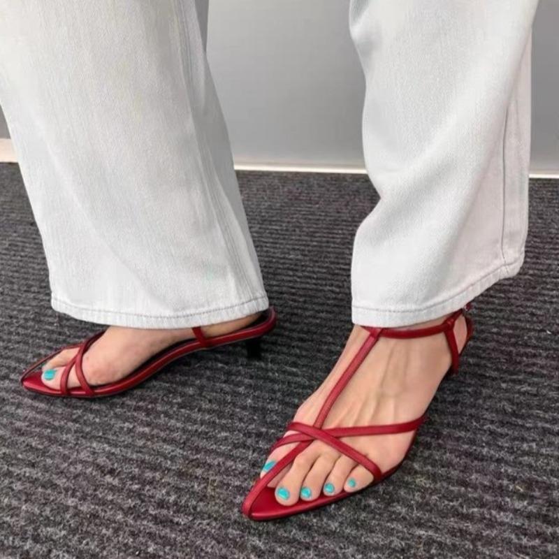 

Туфли на низком каблуке Летние Новые Остроносые Тонкий Ремешок Переплетение Металлическая Пряжка Линия с Мягкой Подошвой Нескользящие Босоножки на Тонком Каблуке 40 красный