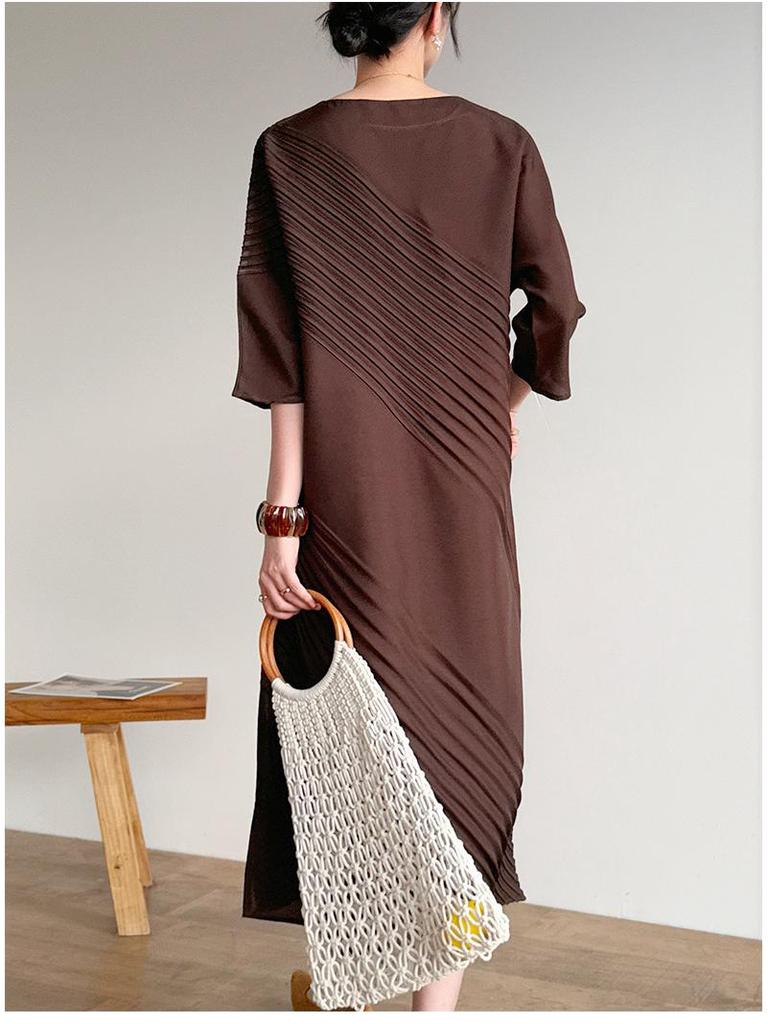 Original Design High-End Pleated Plus Size Loose Casual Dress - Light Luxury, New Spring Arrival