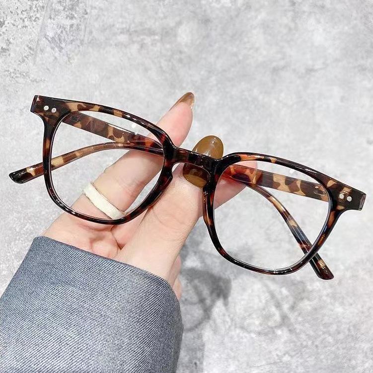 Unisex Anti Blue Light Glasses Frame B302 For Myopia Protection Fashionable Square Frame Suitable For Students And Adults
