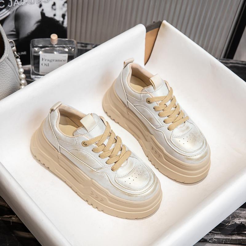 

Leather small muffin little white shoes women s autumn and winter new versatile lightweight sports and leisure board shoes 40 шампанського