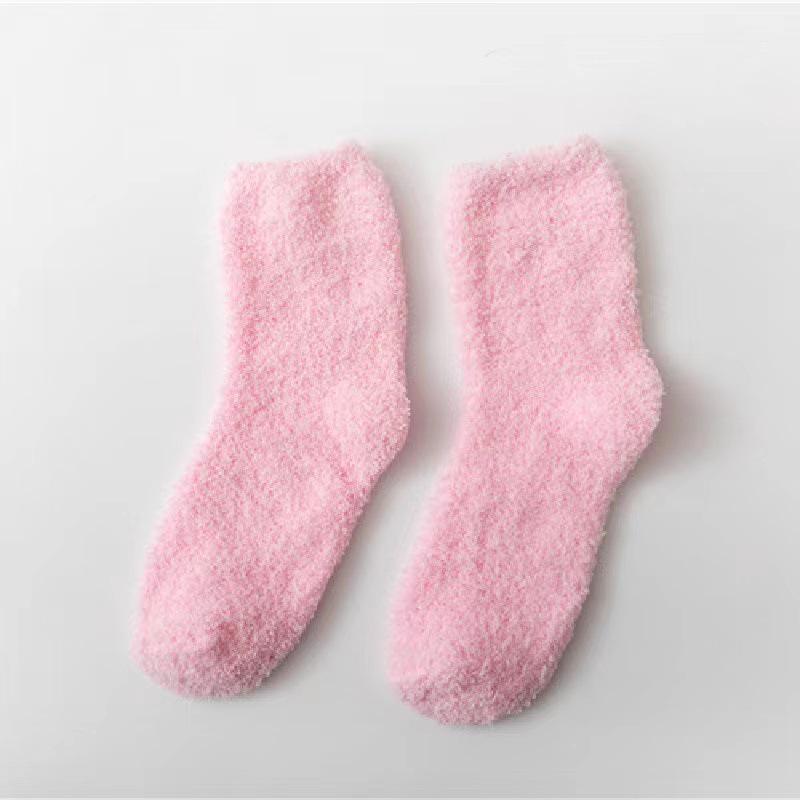 

Women s Candy Color Coral Velvet Mid-Calf Socks - Thick, Warm, and Cozy for Autumn and Winter