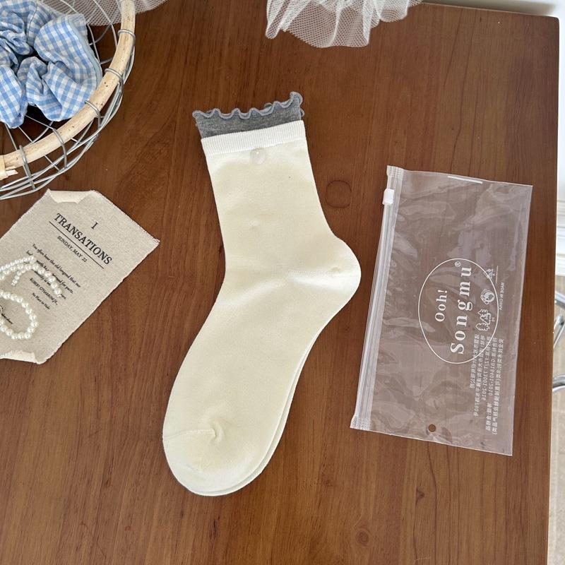 

Medium Solid Color New Double Lace Socks Korean Fashion Style Fungus Edge Socks Are All Size One size fits all молоко, білий колір