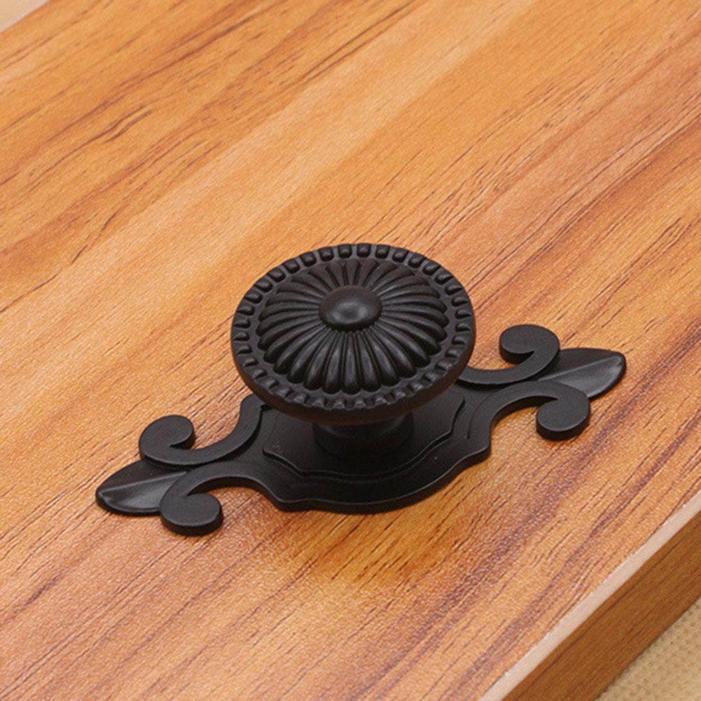 Round Drawer Knobs for Kitchen For Cabinets Shoe Boxes Zinc Alloy Handles Suitable for Two Centimeter Door Thickness with Screws