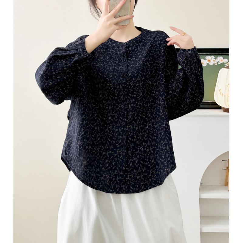 

Spring 2026 Women s Long Sleeve Cotton Gauze Cardigan with Leaf Print One Size темно-синього кольору