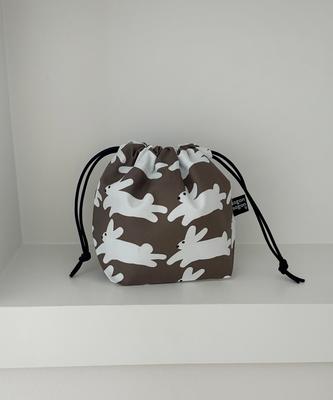Sogonsogon Run Bunny String Pouch W