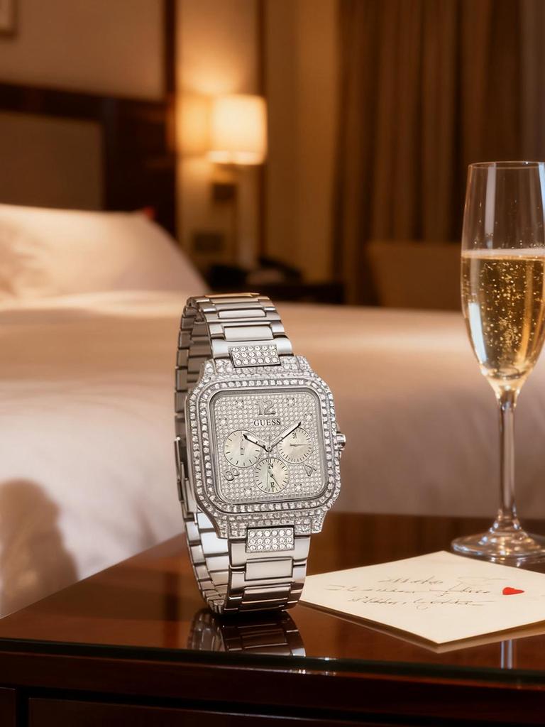 Herrkvartsur - Handgraverat zirkoniastrålande fyrkantigt ur. En avslappnad stil för olika tillfällen. Förbättrar stil och smak GW0472L1