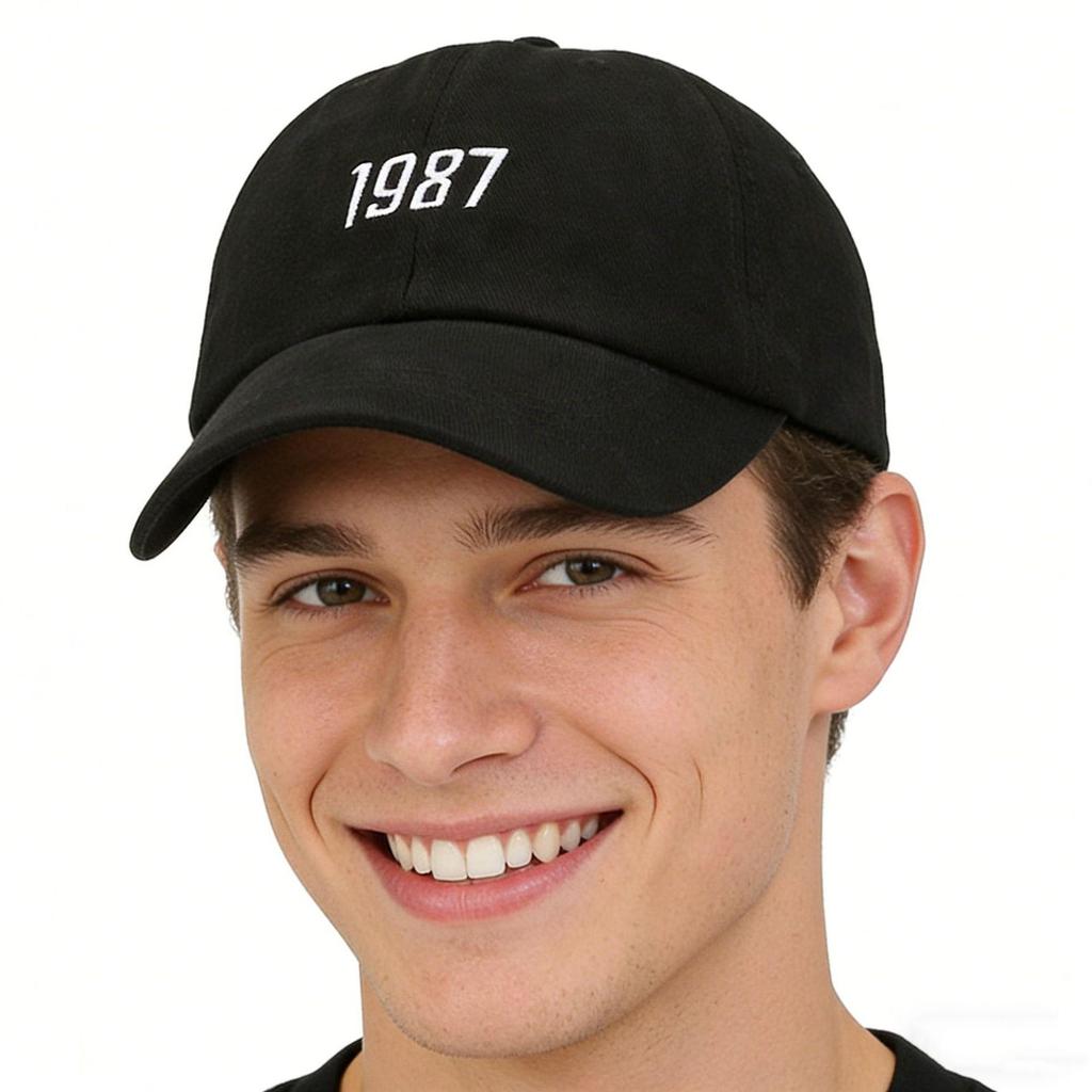 Fashion Letter Baseball Cap: Versatile Sports Hat for Women, Korean Style, Trendy Spring/Summer