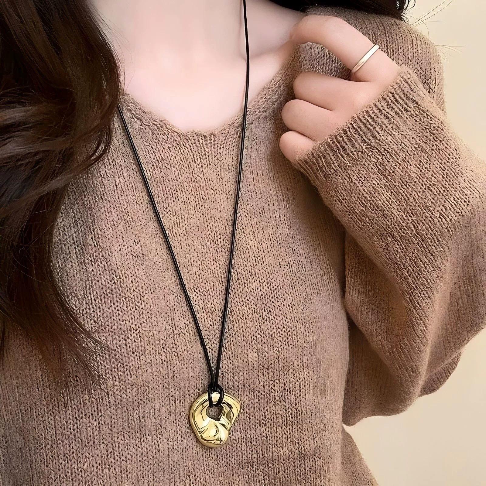 

New Irregular Metal Pendant Adjustable Long Snake Chain Necklace For Women Unisex Charm On The Neck Accessories Gift Wholesale