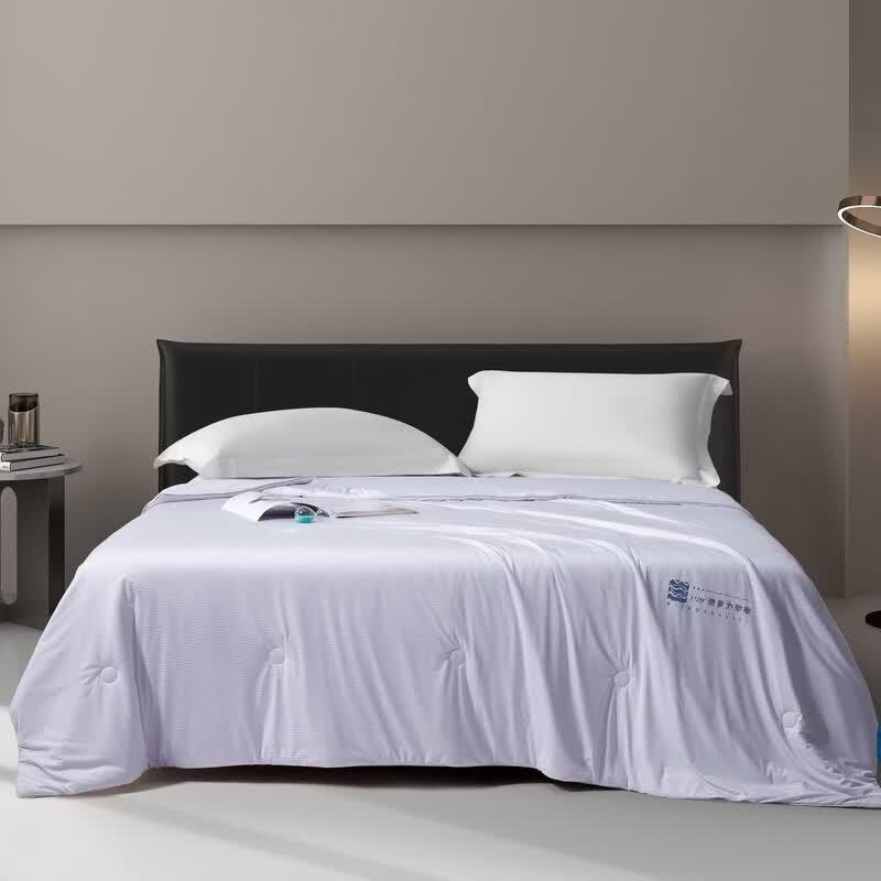 Tangna Microgravity Sleep Aid Skin-Refreshing Quilt 200cm*230cm