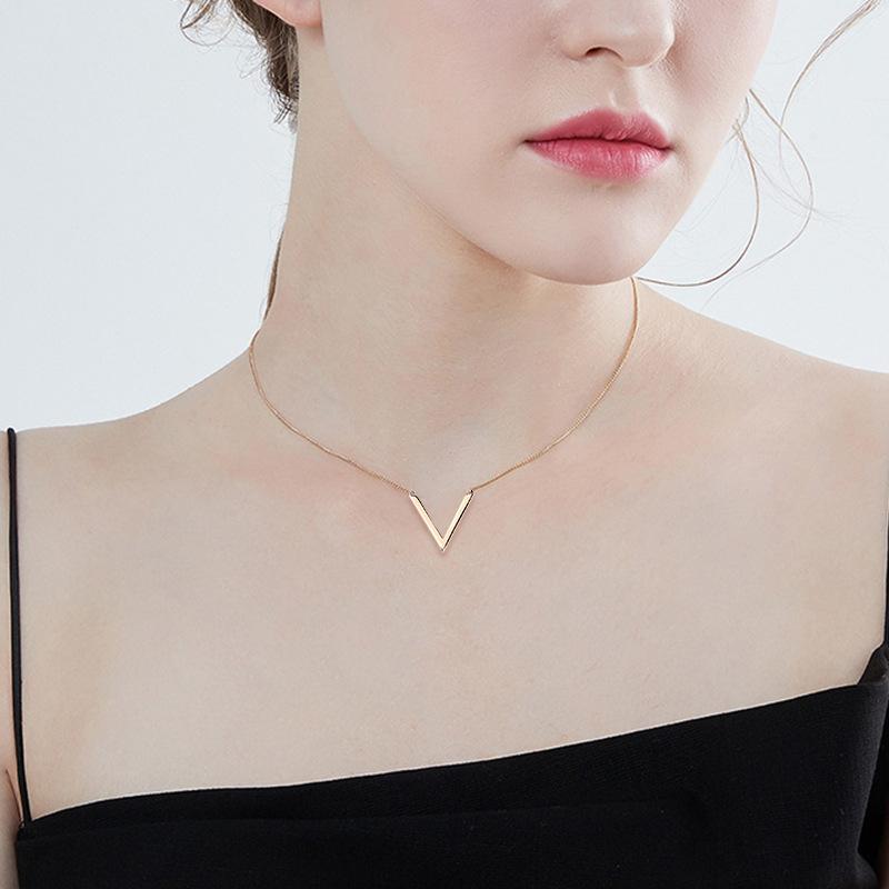 Letter V-shaped Necklace Clavicle Chain Simple High-end Sense Diamond-inlaid Sweater Chain New Accessories for Women