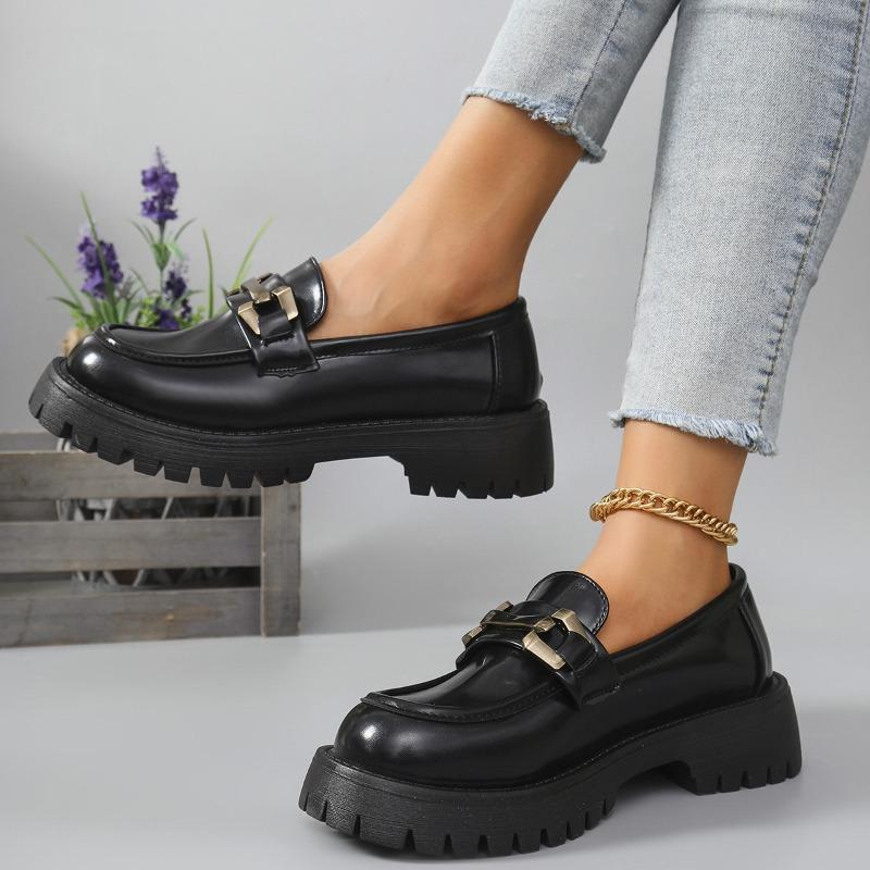 Large size thick-soled black small leather shoes for women's spring and autumn new one-pedal work shoes metal buckle