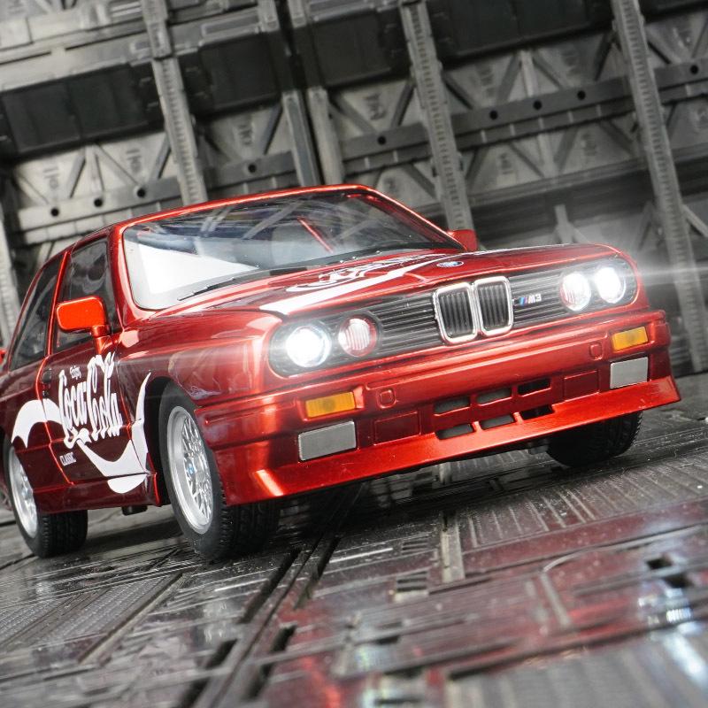 

Jinlifang BMW M3 E30 1988 Coca-Cola Livery Alloy Car Model