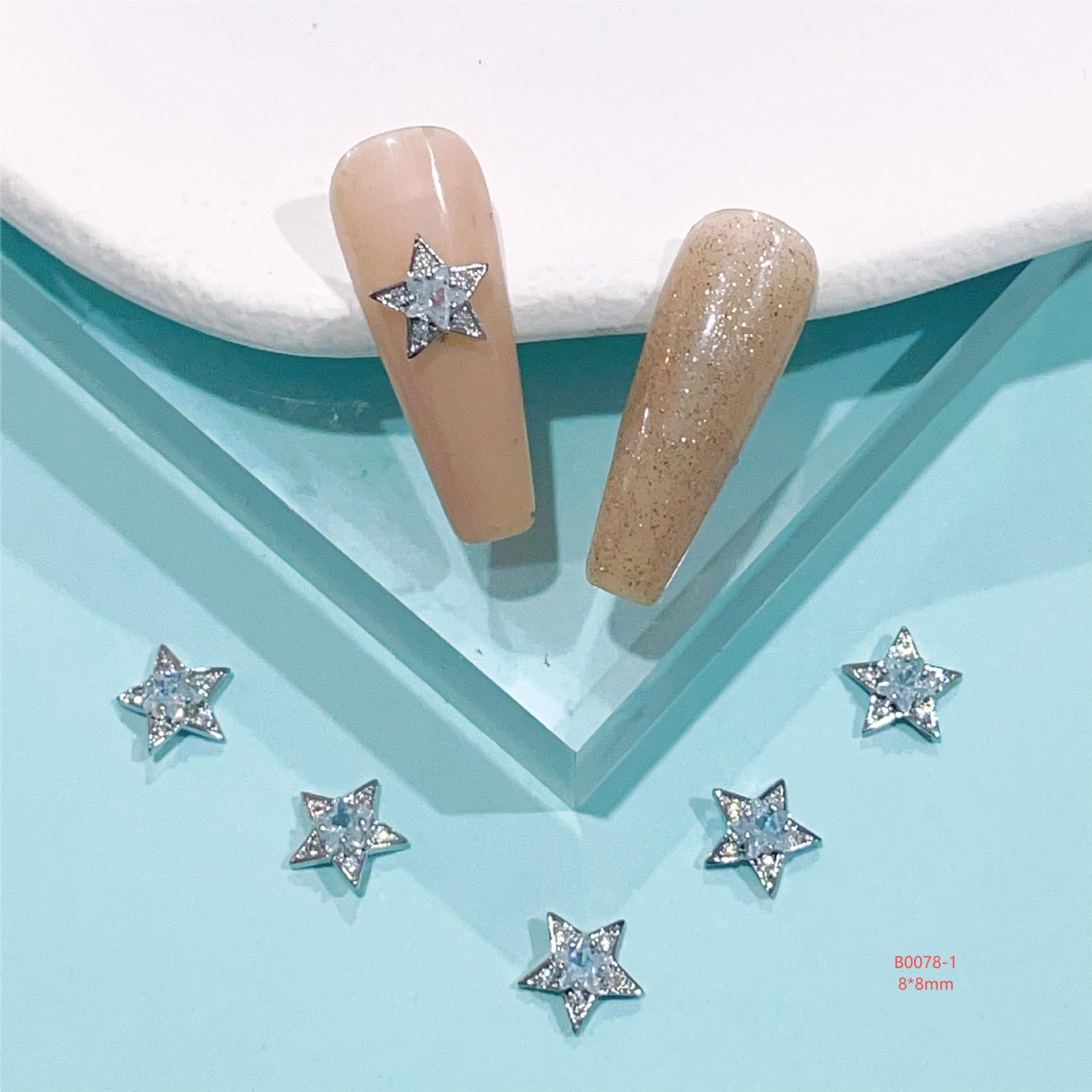 

Геометрические патчи для нейл-арта из сплава Buccellati Starburst