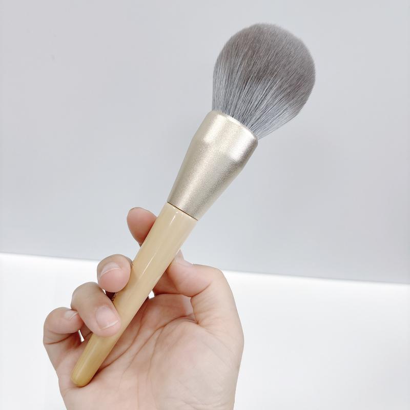 High Quality Low Price Vegan Synthetic Hair Wood Handle Makeup Brushes Cosmetic Custom Private Label Makeup Brush Set