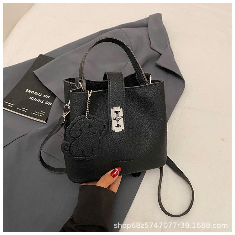 Women's bag 2025 new high-end texture pebbled pattern shoulder crossbody bag versatile casual trendy fashion hand-held bucket bag