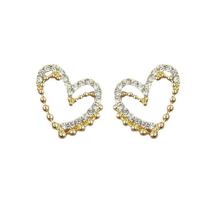 Koreańska Moda Perłowe i Cyrkoniowe Kolczyki Kokardki w Kształcie Serca - Eleganckie i Wszechstronne