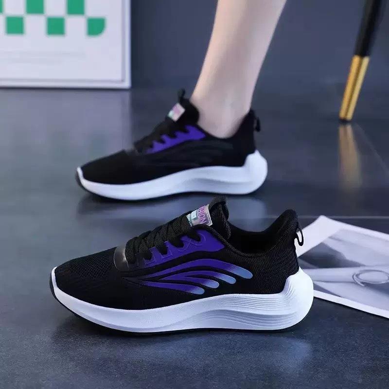 

New Fashionable, Breathable, Versatile and Lightweight Running Shoes for Women 40