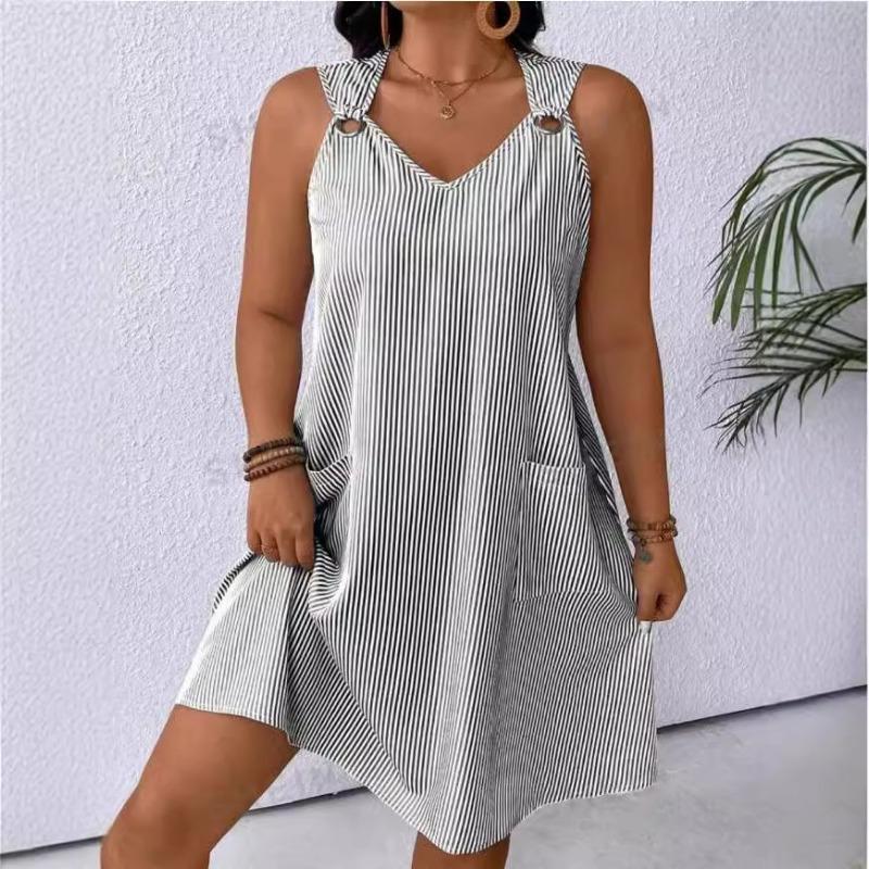 Round Neck Pocket Fashion Striped Shoulder Strap Jumpsuit Short Skirt Dress