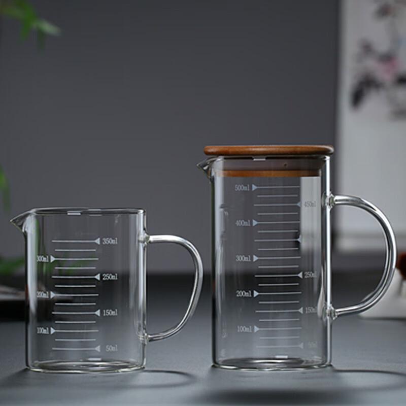 

Plastic Measuring Cup Set with Bamboo Lids
