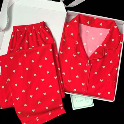 Pijama de manga larga con estampado de niña roja festiva y corazón, conjunto de pantalones casuales de imitación de algodón para primavera y otoño