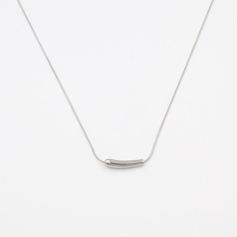 Cold Wind Eggplant Titanium Steel Necklace Female Style Design Sense Light Luxury Collarbone Chain Rose Gold