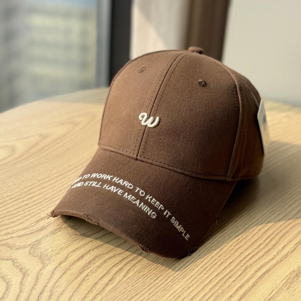 Korean-style Women's Cap with Embroidered Letters, Hard-brimmed Baseball Cap, Trendy and Versatile, Casual Student Cap, Suitable for Spring and