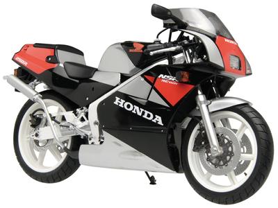 Aoshima Bunka Kyozaisha The Bike Series Honda MC18 NSR250R Plastic Model 1/12 No.9 '89