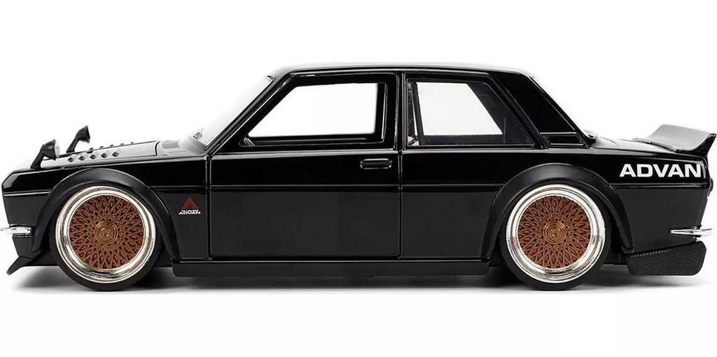 JADA TOYS 1/24 Scale Datsun 510 1973 ADVAN Custom Black JDM Tuners 35954 [Parallel Import]