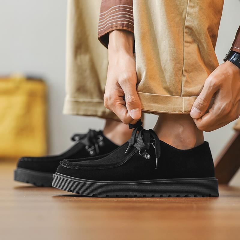 Nowe Męskie Buty Wiosenno-Letnie z Miękką Podeszwą Miękka Powierzchnia Codzienne Sznurowane Wygodne Buty Deskorolkowe Retro Oddychające Jednostki