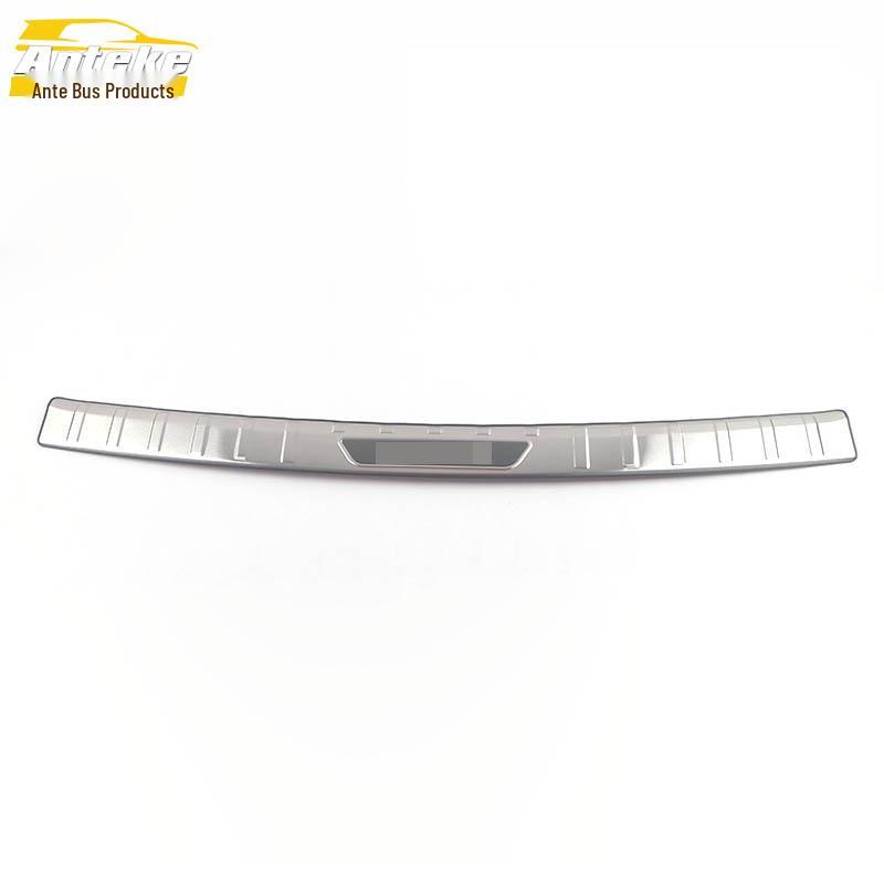 Stainless Steel Rear Guard Plate for Kicks - Durable Tailgate Protection & Decorative Pedal Accessory