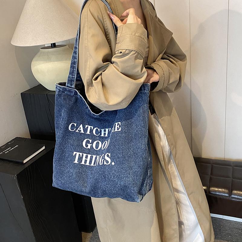 Large Capacity Denim Tote Bag With Car Stitching For Everyday Outfits