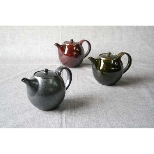 Yamakiikai Teapot, 550cc, with Kosatoame Glaze and plenty of roasted green tea, Y1217