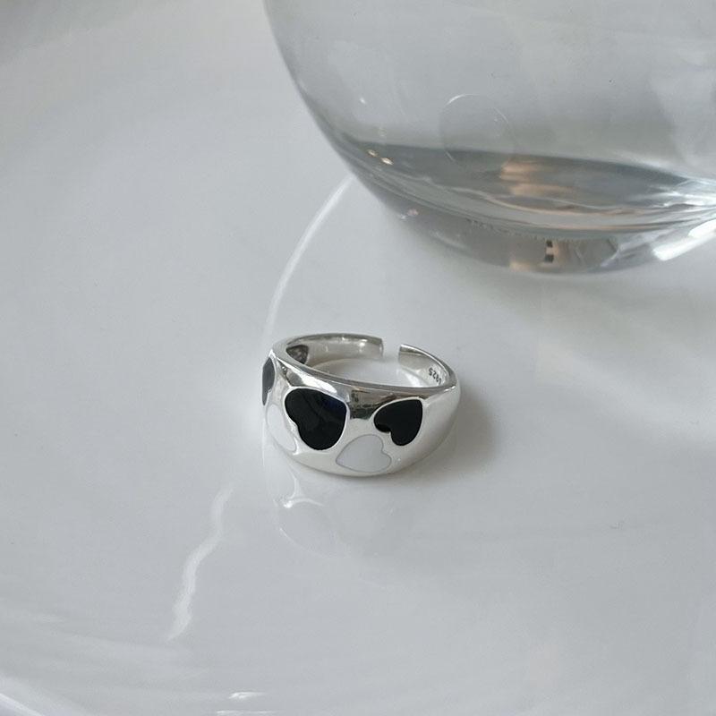 

Черно-белое любовное кольцо женское простое ретро черное глазурованное кольцо в форме сердца с регулируемым отверстием