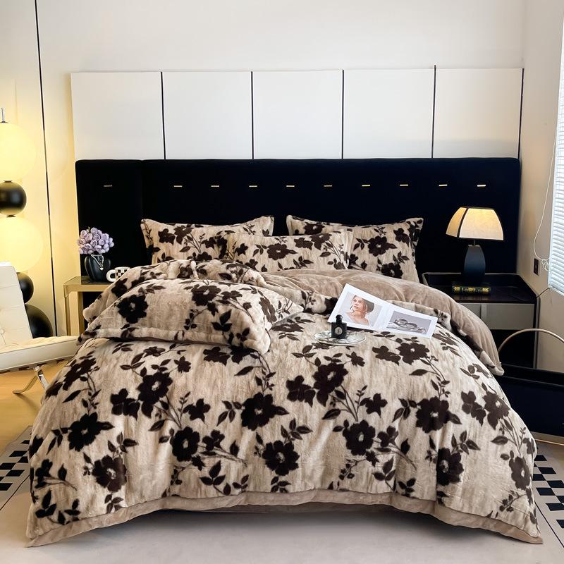 Retro Light Luxury Leopard Print Thickened Rabbit Plush Milk Plush Four-Piece Set A Maternal And Infant Grade Bed Sheet Quilt Cover Bed Hat