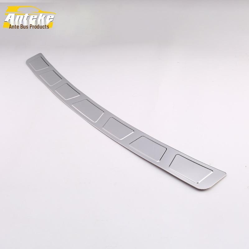 Sportage Rear Guard Plate: Tailgate Bumper Pedal Accessory for 13 Models