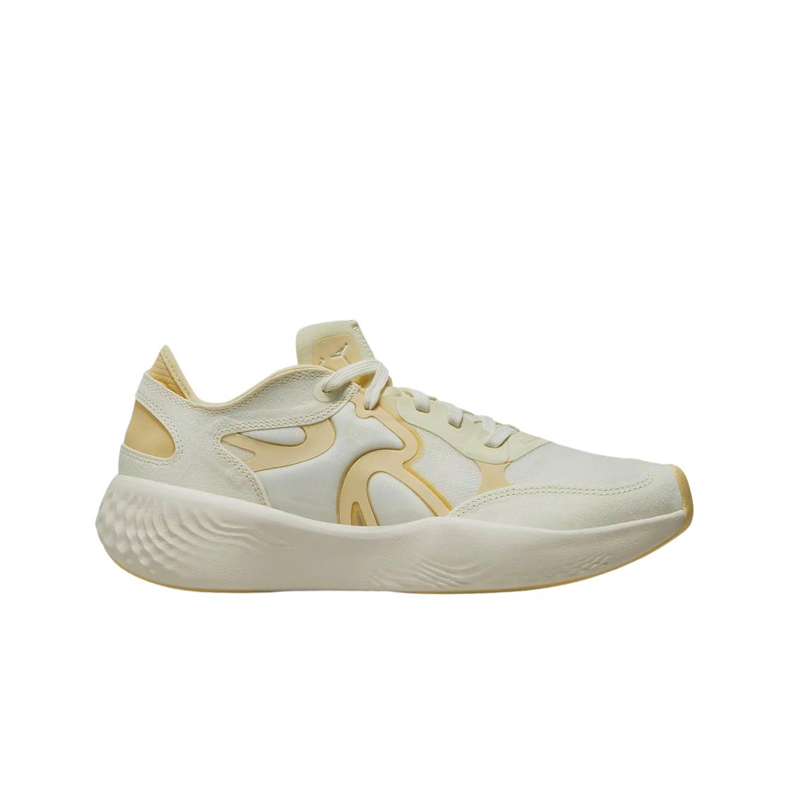 

Женские кроссовки Jordan Delta 3 Low Coconut Milk Sail FB9829-100