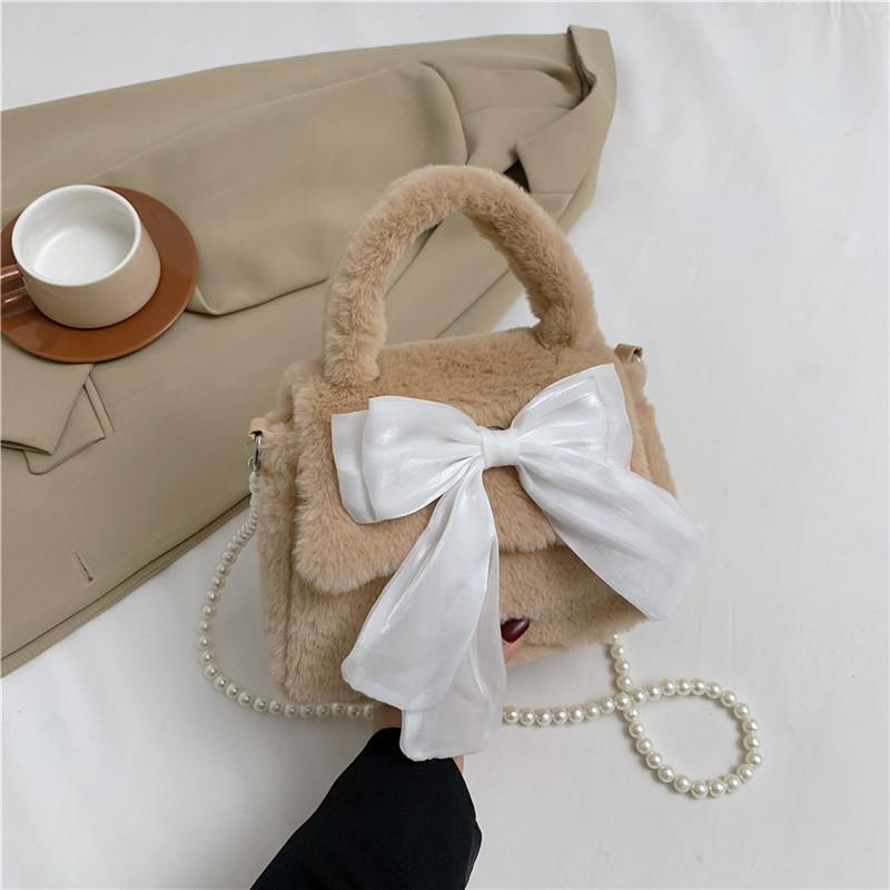 

Популярна в цьому році невелика квадратна сумка 2024 Нова плюшева сумочка Корейська версія Модна сумка через плече повсякденна проста коса сумка коричневий