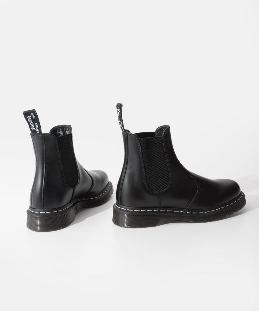 Dr. Martens 2976 Chelsea Boots 26257001 White Stitch Leather Black
