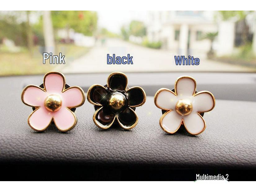Women's Flower Car Interior Aromatherapy Vent Clip Set - 4 Pieces