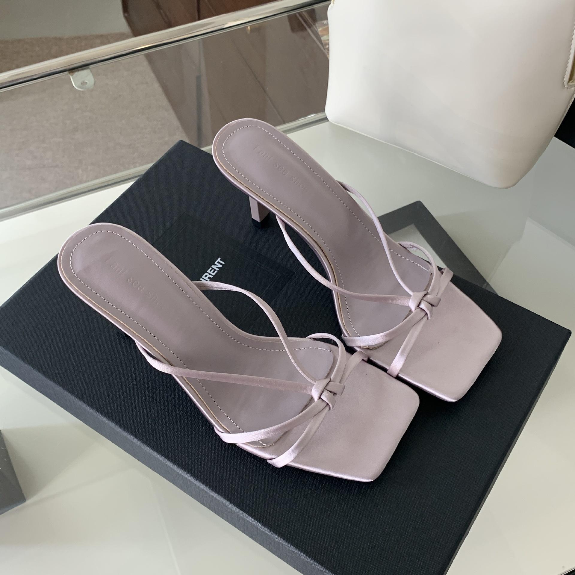 

Niche French high heels with thin strap slippers go out 2025 new summer temperament sandals high heels sandals 39 леопард друку кольору