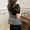 Large Capacity Shoulder Bag Cloth Messenger Bag Casual Leopard Print Crossbody Bags  Outdoor