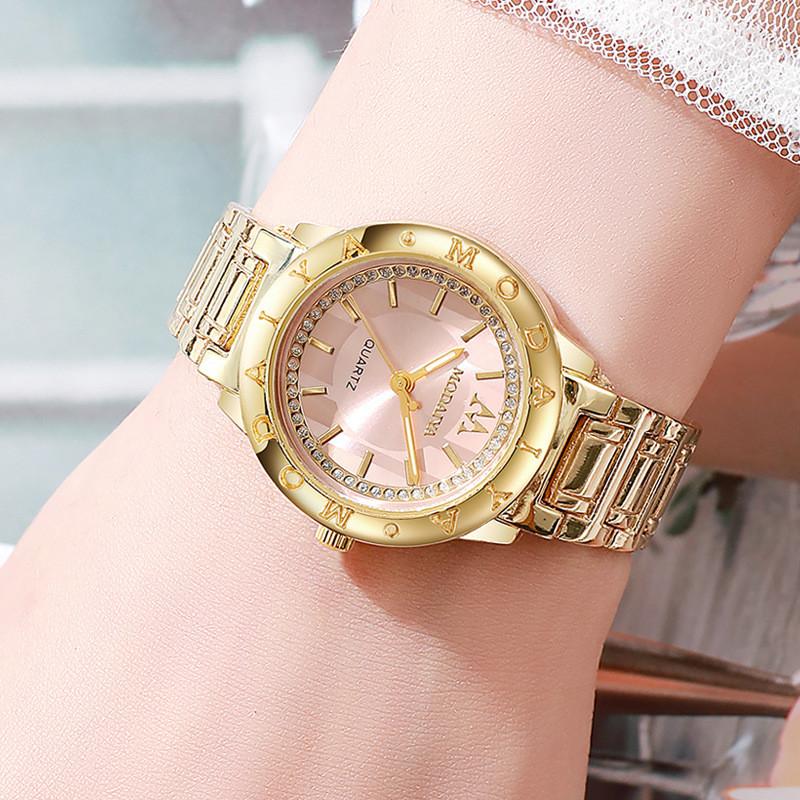 Womens Fashion Letter Pendant Watch With Quartz Movement For Casual Wear