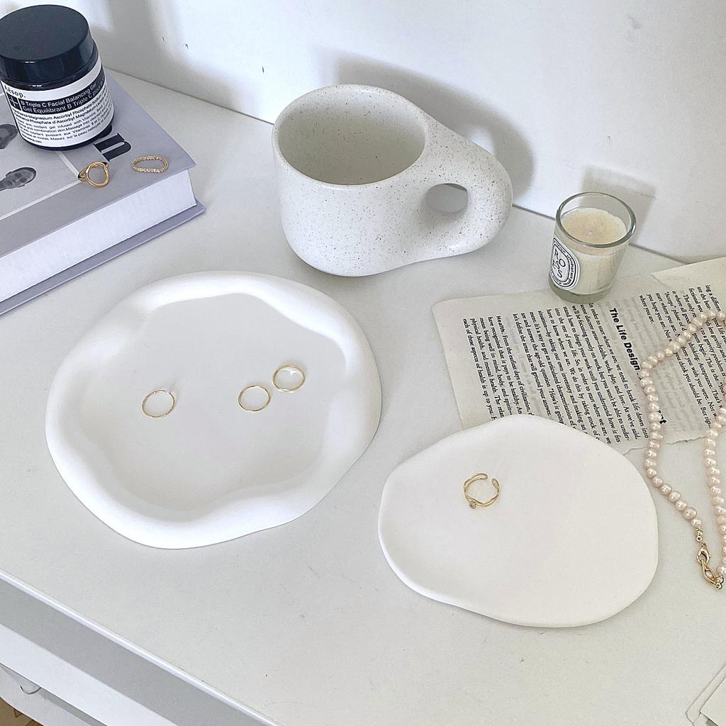 Nordic Style Simple and Irregular Storage Tray Plaster Tray Jewelry Ornaments Photo Decoration Props Photography Objects Home