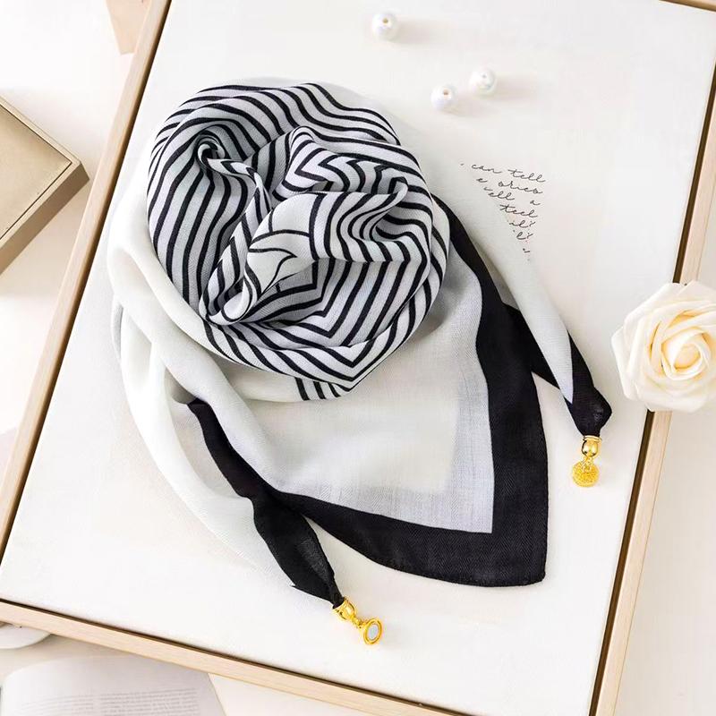 106x65cm Necklace Gift Silk Scarf Elegant Painted Pattern Versatile Neck Scarf Luxury Magnetic Closure French Style Multi-Color