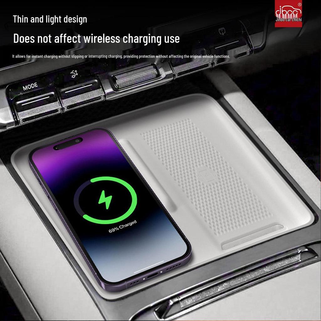 Zeekr 7X Wireless Charging Silicone Pad - Anti-slip Center Console Accessory for 26 Models