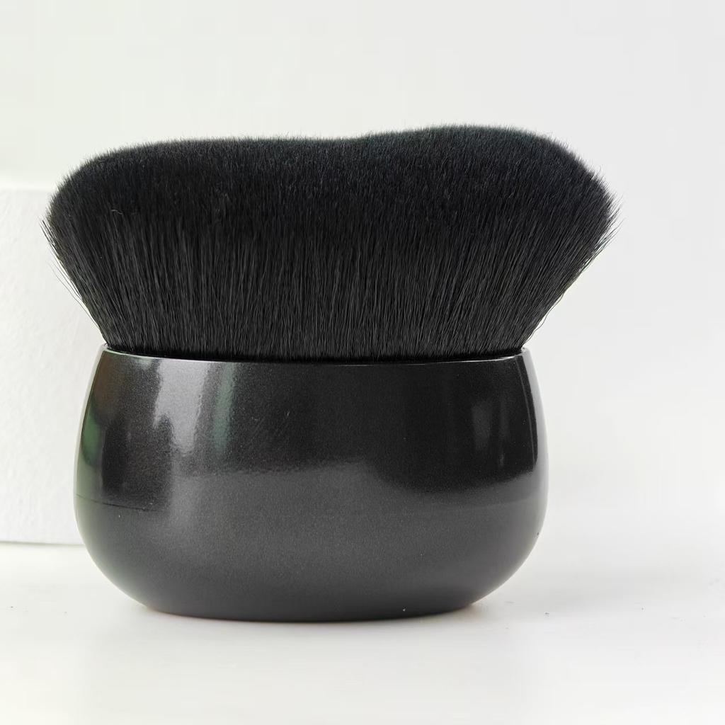 Extra Large Body Makeup Brush For Self Tanner, Leg Makeup &Bronzer BlendOval Face&Back Makeup Brush, Wet&Dry Use