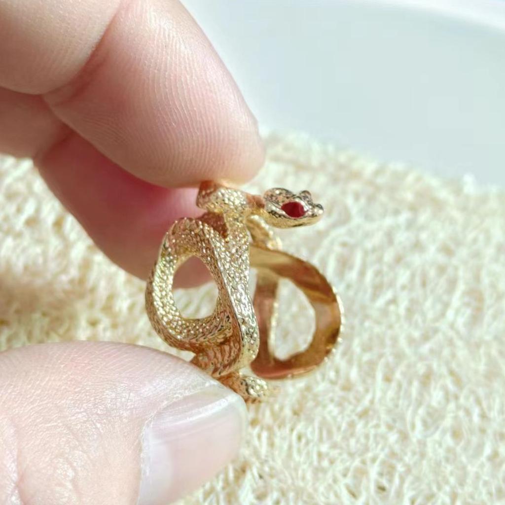 Retro Python Ring Dark Punk Style Three-dimensional Snake Ring Snake Winding Ring